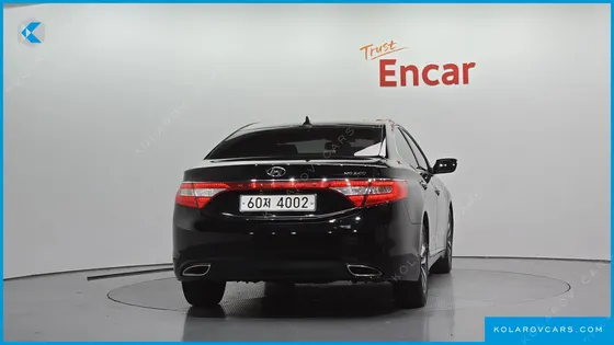 HYUNDAI GRANDEUR HG240 LUXURY