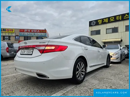 HYUNDAI GRANDEUR HG240 LUXURY