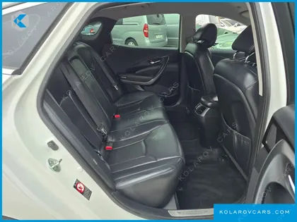 HYUNDAI GRANDEUR HG240 LUXURY