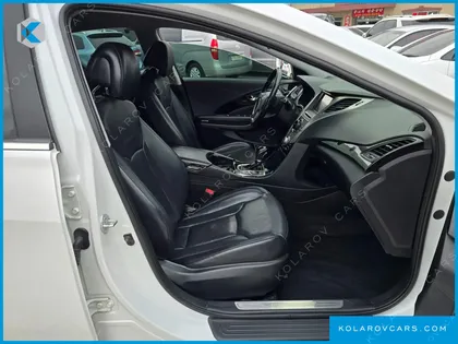 HYUNDAI GRANDEUR HG240 LUXURY