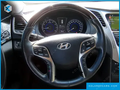 HYUNDAI GRANDEUR LPG HG300 MODERN