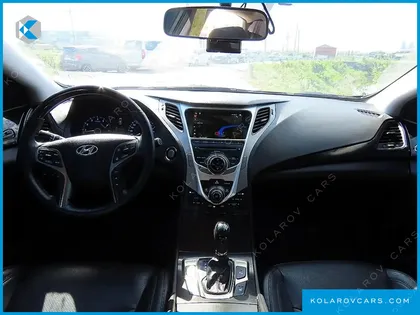 HYUNDAI GRANDEUR LPG HG300 MODERN