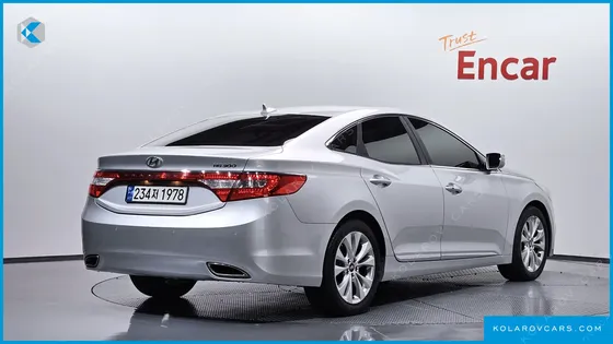 HYUNDAI GRANDEUR HG240 LUXURY