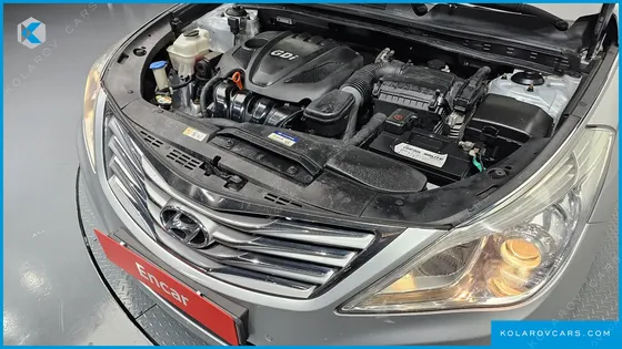 HYUNDAI GRANDEUR HG240 LUXURY
