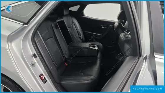 HYUNDAI GRANDEUR HG240 LUXURY
