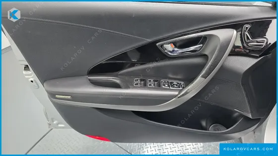 HYUNDAI GRANDEUR HG240 LUXURY