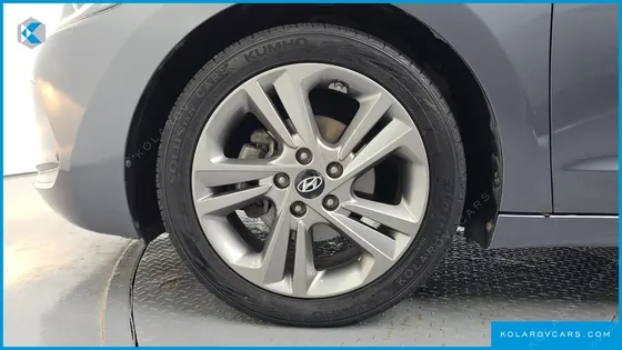 HYUNDAI ELANTRA (AVANTE) 1.6 GDI VALUE PLUS