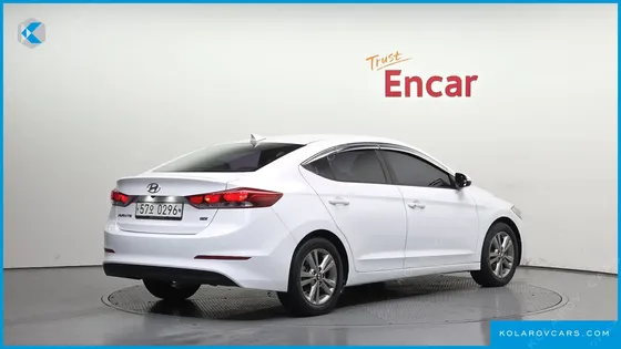 HYUNDAI ELANTRA (AVANTE) 1.6 GDI SMART