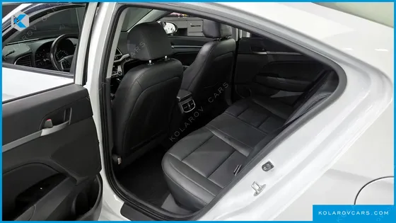 HYUNDAI ELANTRA (AVANTE) 1.6 GDI SMART