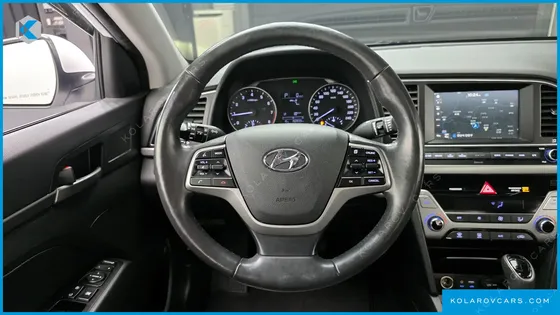 HYUNDAI ELANTRA (AVANTE) 1.6 GDI SMART
