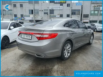 HYUNDAI GRANDEUR HG300 NOBLE