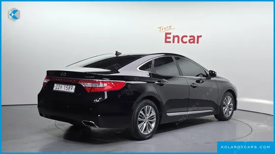 HYUNDAI GRANDEUR HG240 MODERN