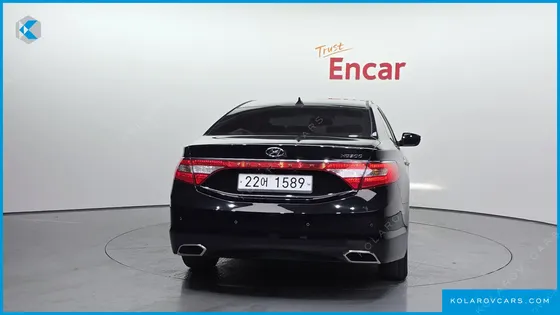 HYUNDAI GRANDEUR HG240 MODERN