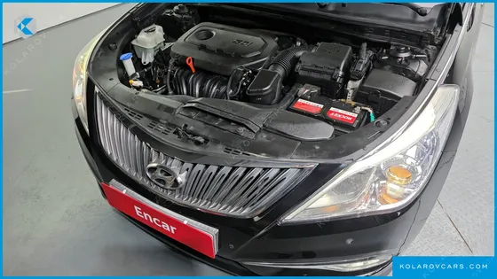 HYUNDAI GRANDEUR HG240 MODERN