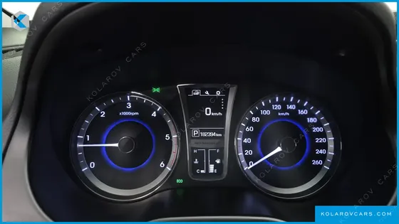 HYUNDAI GRANDEUR HG220 DIESEL MODERN