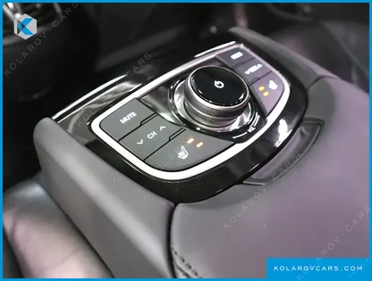 HYUNDAI GRANDEUR HG240 LUXURY