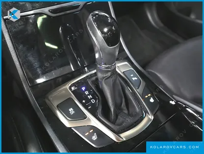 HYUNDAI GRANDEUR HG240 LUXURY