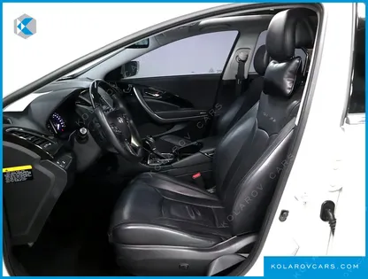 HYUNDAI GRANDEUR HG240 LUXURY