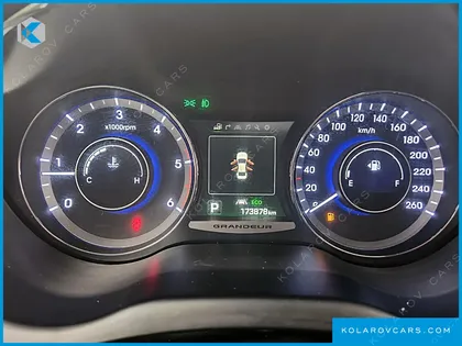 HYUNDAI GRANDEUR HG220 DIESEL PREMIUM