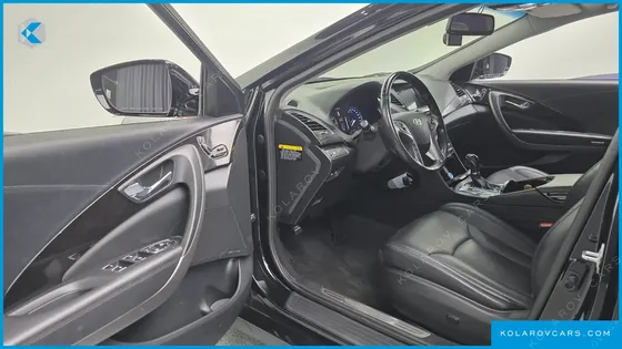 HYUNDAI GRANDEUR HG240 MODERN