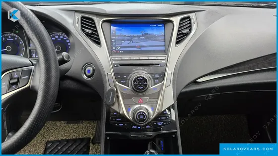 HYUNDAI GRANDEUR HG240 LUXURY