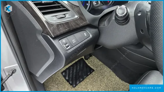 HYUNDAI GRANDEUR HG240 LUXURY