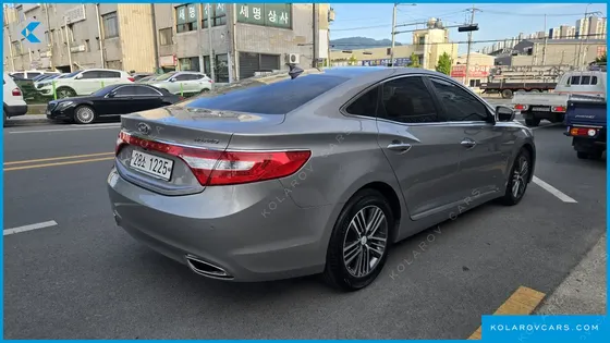 HYUNDAI GRANDEUR HG240 MODERN