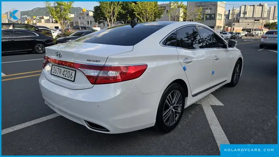 HYUNDAI GRANDEUR HG240 MODERN