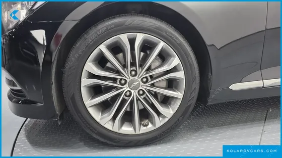 HYUNDAI GENESIS G330 MODERN AWD