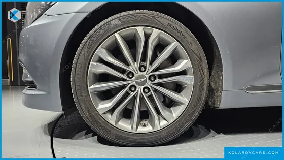HYUNDAI GENESIS G330 PREMIUM AWD