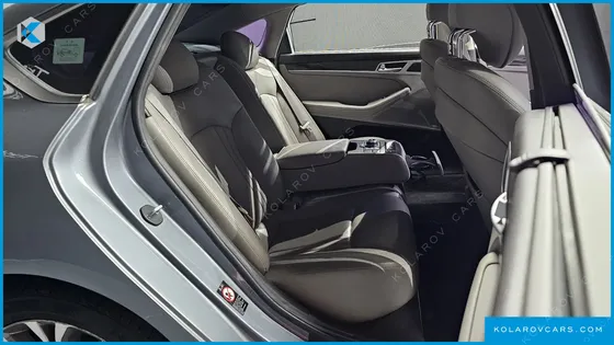 HYUNDAI GENESIS G330 PREMIUM AWD