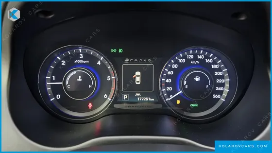 HYUNDAI GRANDEUR HG220 DIESEL PREMIUM COLLECTION