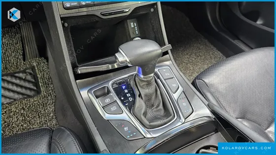 HYUNDAI GRANDEUR HG220 DIESEL PREMIUM COLLECTION