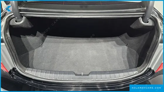HYUNDAI GRANDEUR HG220 DIESEL PREMIUM COLLECTION