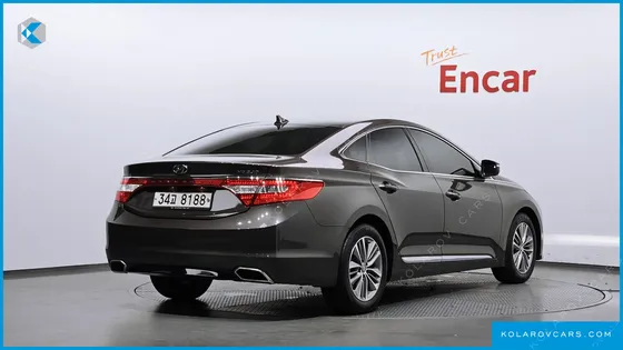 HYUNDAI GRANDEUR HG240 MODERN