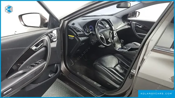 HYUNDAI GRANDEUR HG240 MODERN