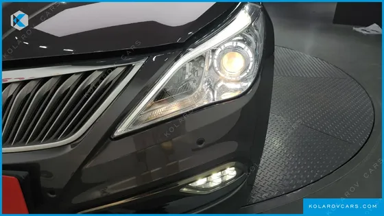 HYUNDAI GRANDEUR HG240 MODERN