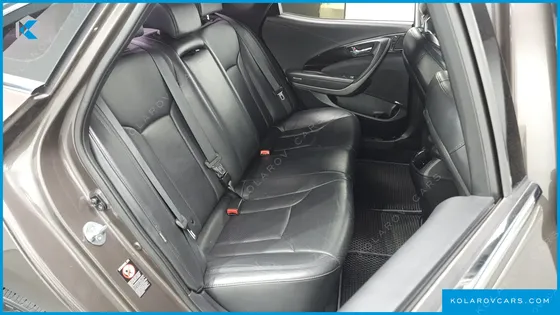 HYUNDAI GRANDEUR HG240 MODERN