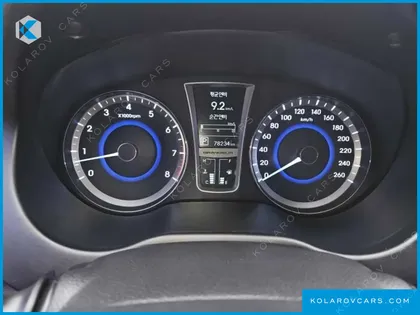 HYUNDAI GRANDEUR HG240 LUXURY