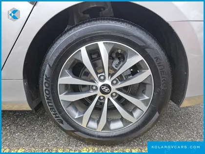 HYUNDAI GRANDEUR HG240 LUXURY