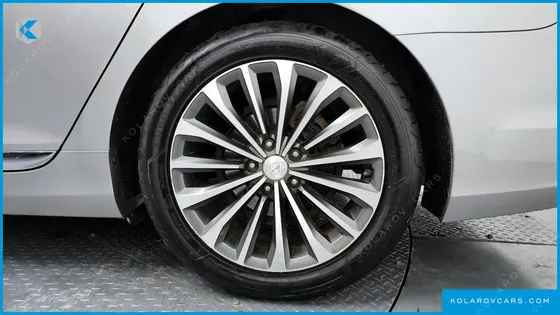 HYUNDAI GRANDEUR HG300 EXCLUSIVE