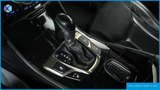 HYUNDAI GRANDEUR HG240 LUXURY