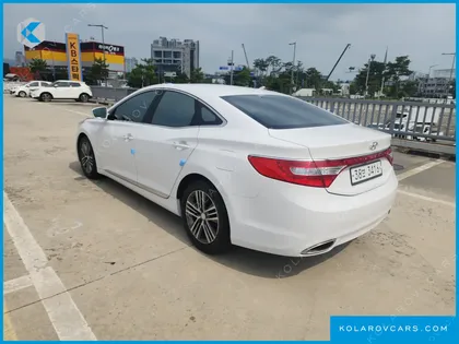 HYUNDAI GRANDEUR HG240 MODERN