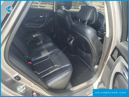HYUNDAI GRANDEUR HG240 MODERN