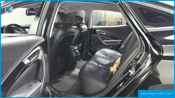 HYUNDAI GRANDEUR HG240 MODERN