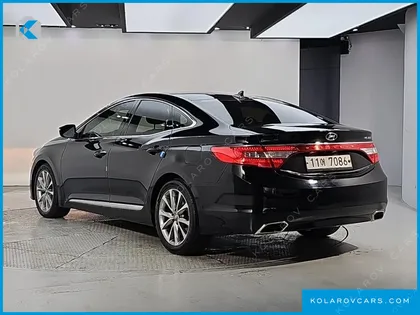 HYUNDAI GRANDEUR HG300 PREMIUM
