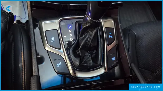 HYUNDAI GRANDEUR HG240 LUXURY