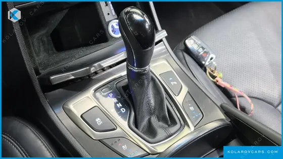 HYUNDAI GRANDEUR HG300 PREMIUM