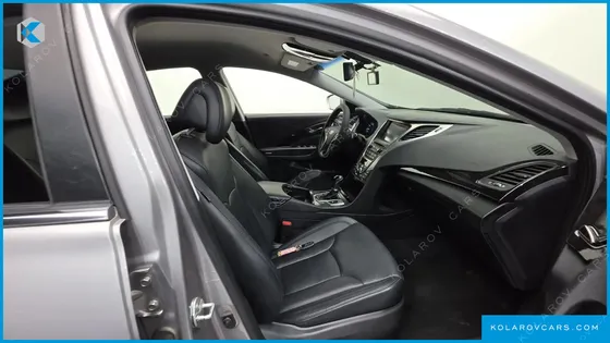 HYUNDAI GRANDEUR HG300 PREMIUM