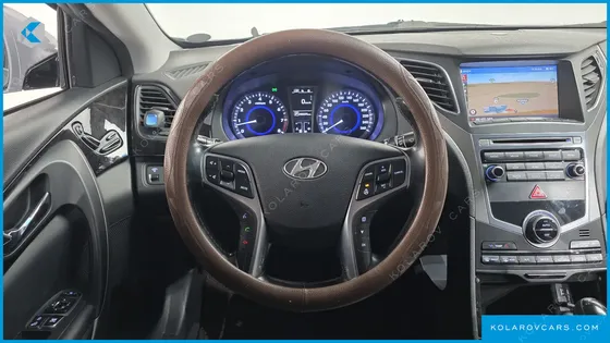 HYUNDAI GRANDEUR LPG HG300 MODERN